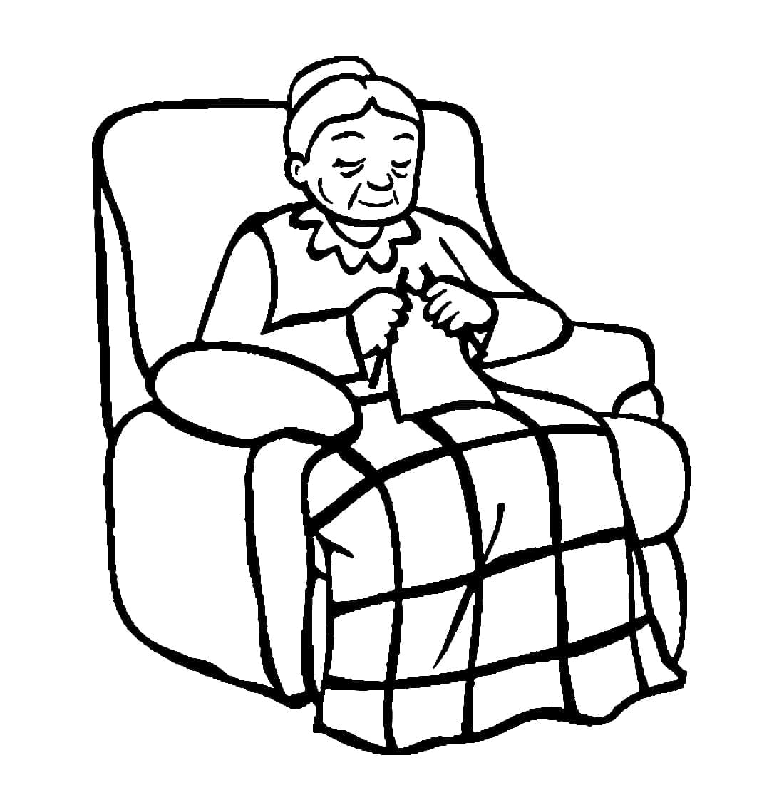 Oma sitzt auf einem Strickstuhl